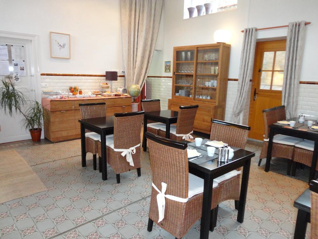 Отель Manoir Bonpassage Thury  Экстерьер фото